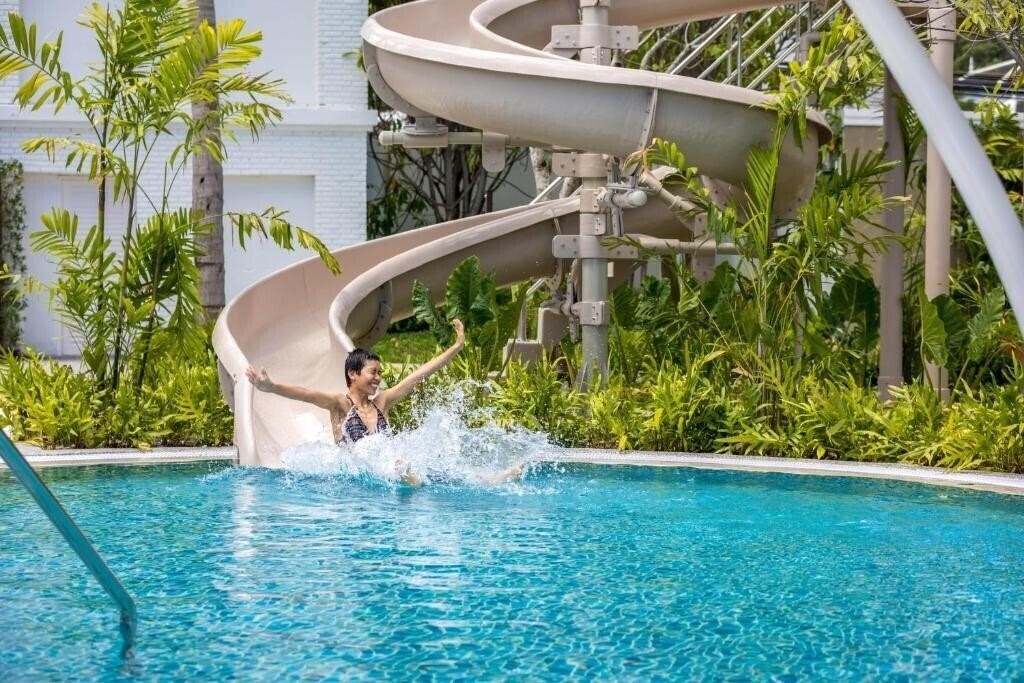 Фотография Outrigger Koh Samui Beach Resort - SHA Extra Plus (ex. Manathai Koh Samui, Akaryn Samui Resort) 5*