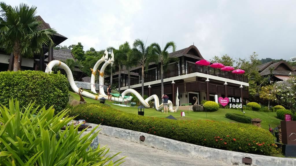 Готель Bhundhari Spa Resort & Villas Samui 4*