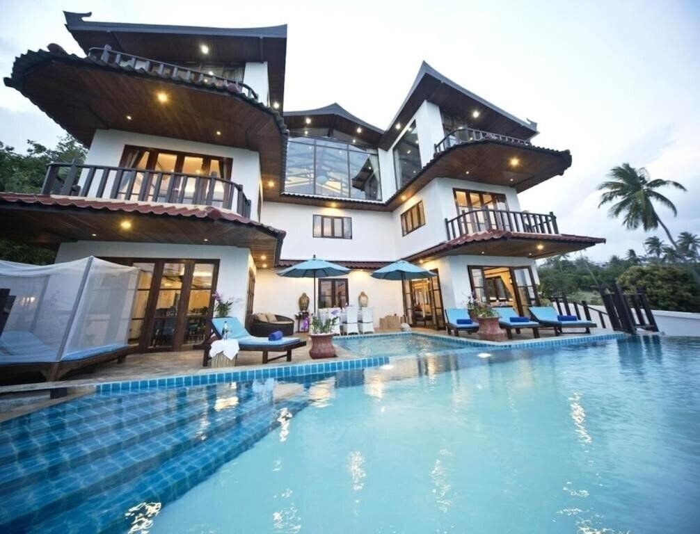 Апартаменты Paradise Island Estate 4*