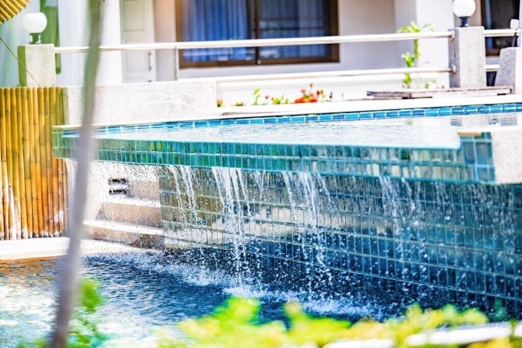 Панорама Bay Beach Resort Samui 3*