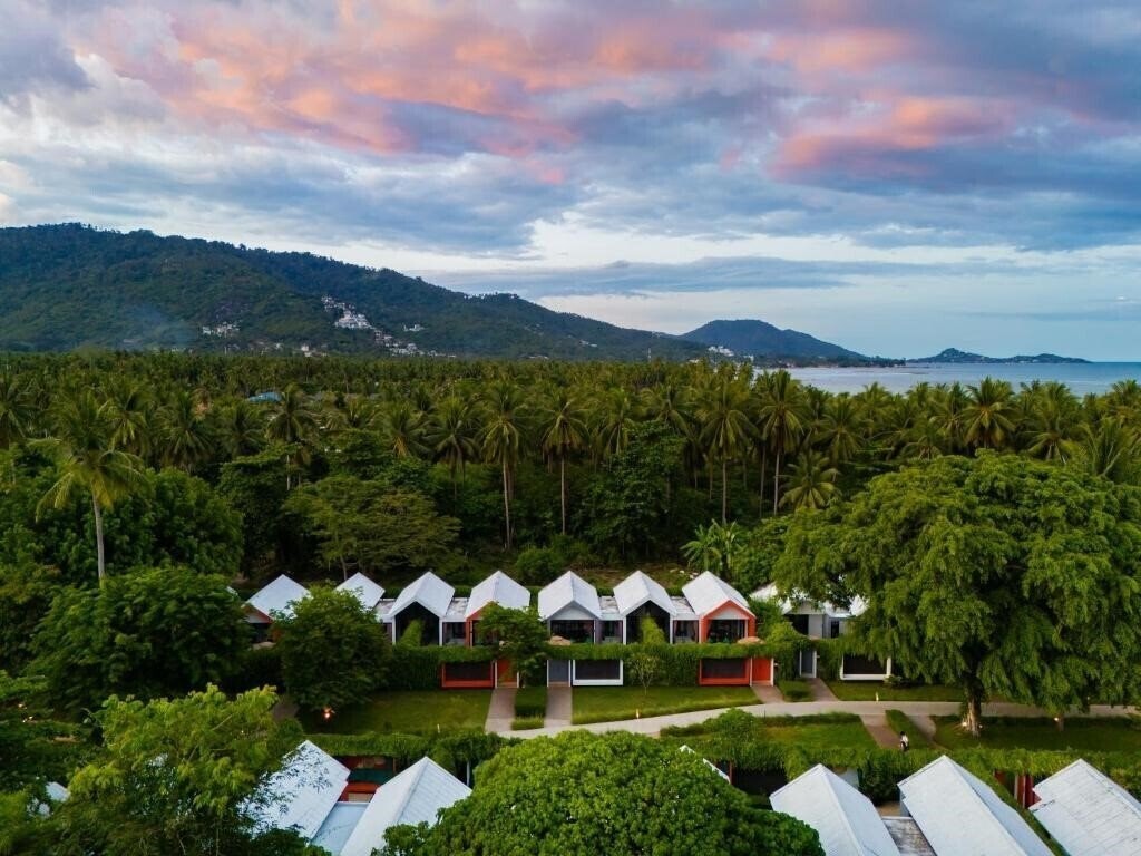 Территория Tolani Resort Koh Samui 3*