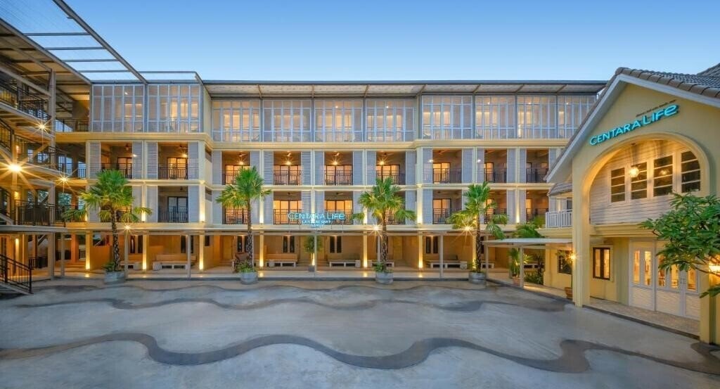 Территория Centara Life Lamai Resort Samui 4*