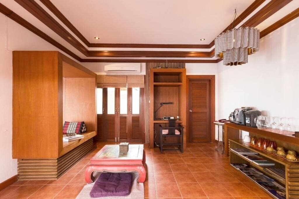Вид Pao Jin Poon Beach Front Villa 4*