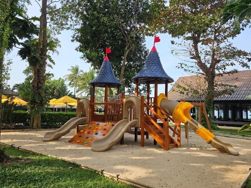 Вид NH Collection Samui Peace Resort 4*