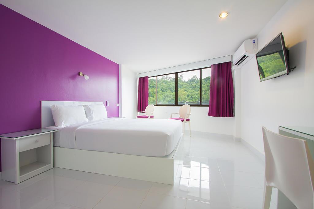 Панорама Zing Hotel 3*