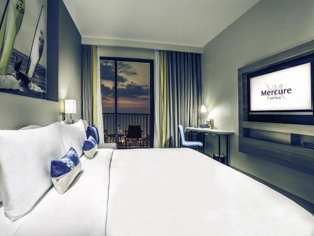 Территория Mercure Pattaya Ocean Resort 4*