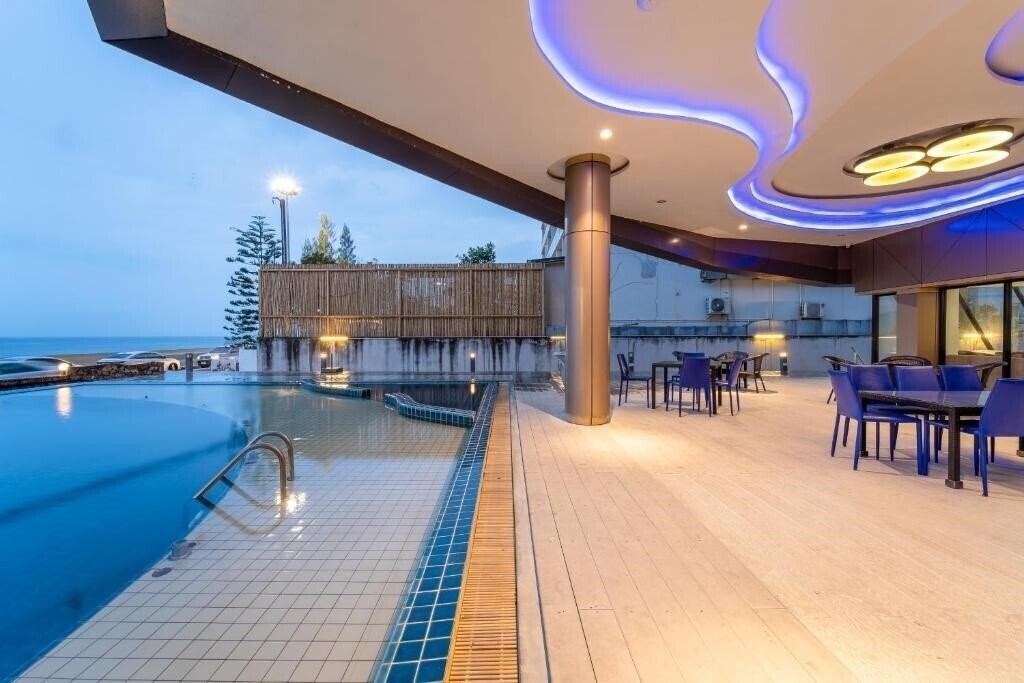 Вид Rodina Beach Hotel (ex. Isawanya Beach Resort) 3*