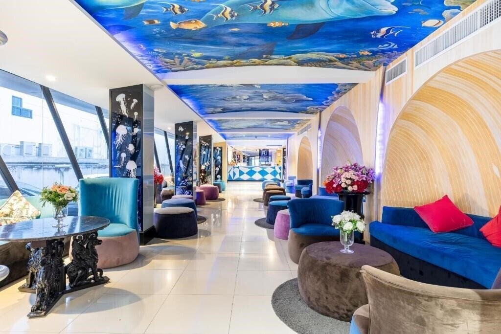 Территория Rodina Beach Hotel (ex. Isawanya Beach Resort) 3*