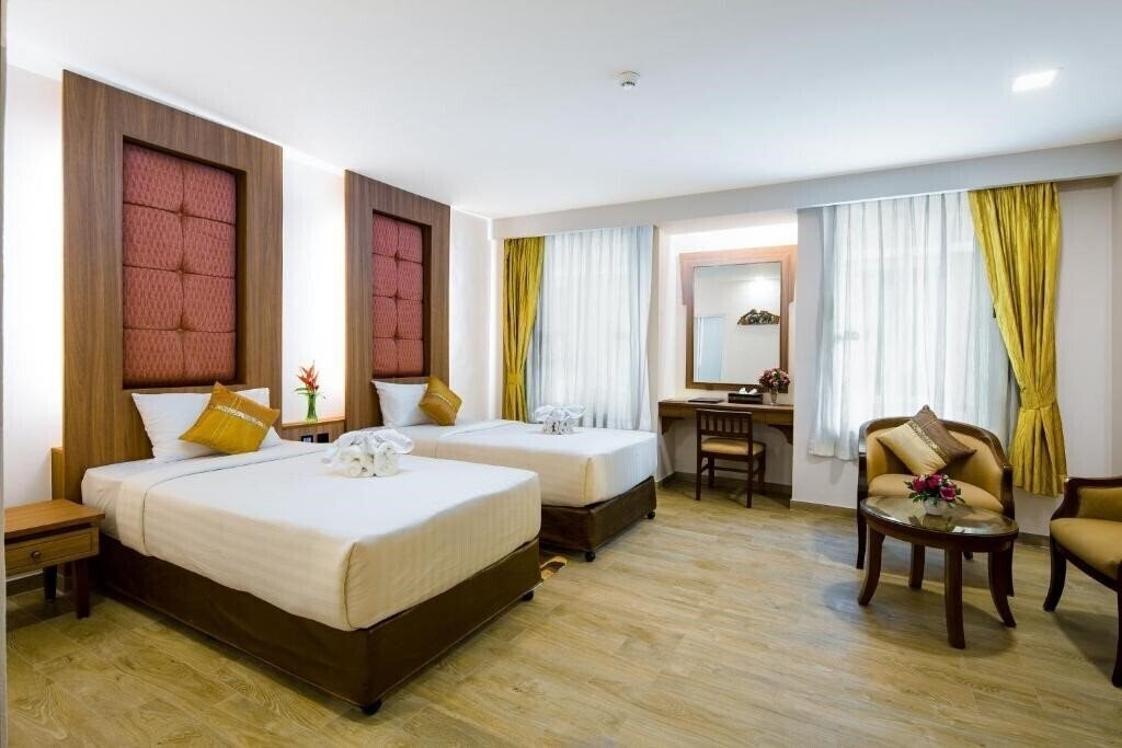 Апартаменти Aiyara Palace Hotel 3*