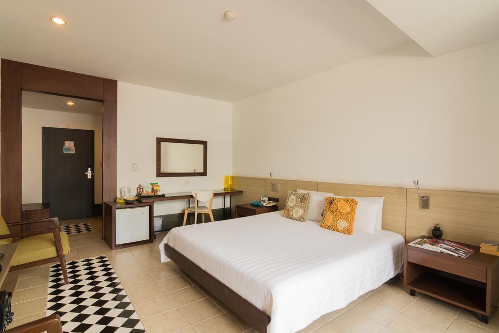 Апартаменты Baboona Beach Front Living 3*