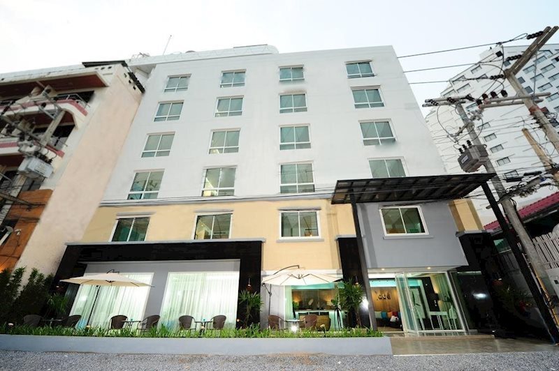 Отель By Dee@Jomtien Hotel 3*