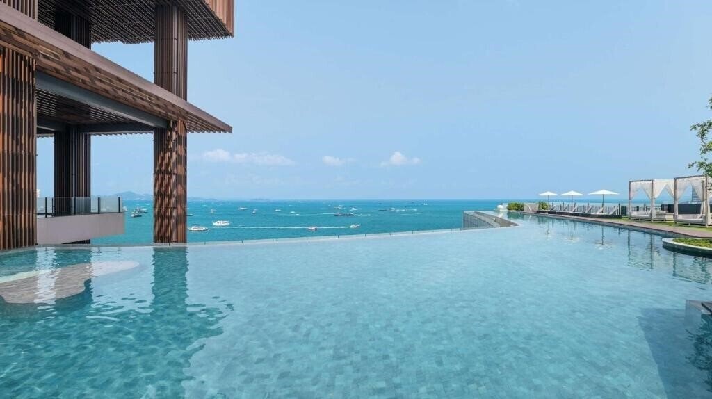 Панорама Hilton Pattaya 5*
