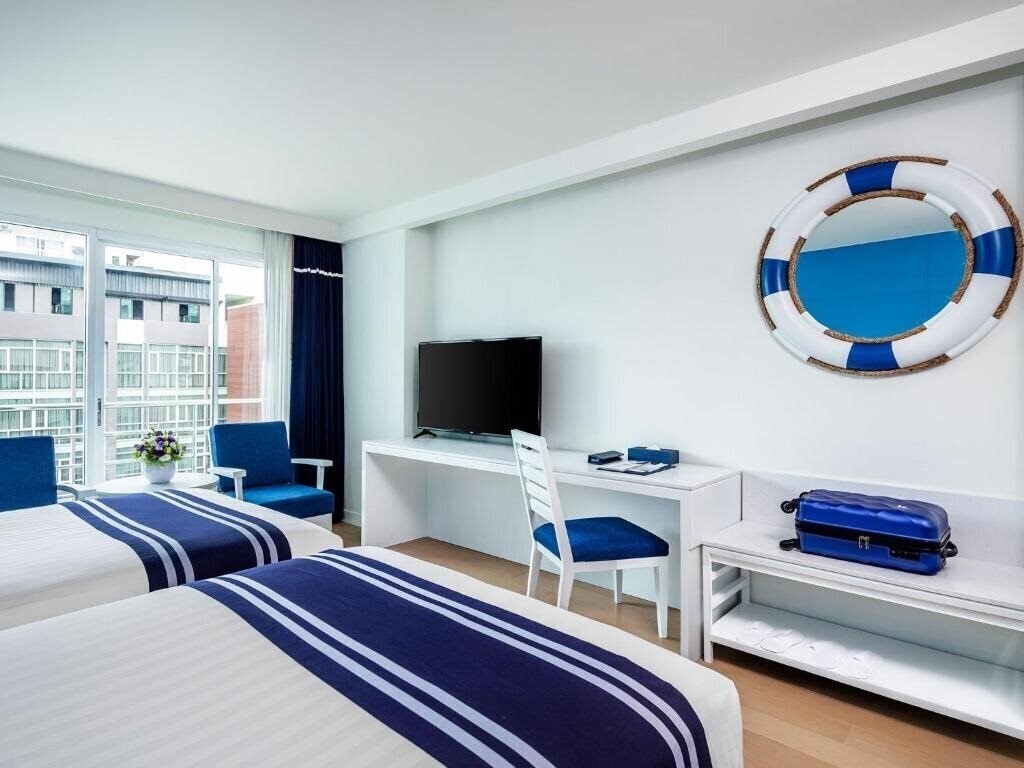 Вид A-One New Wing Hotel 4*