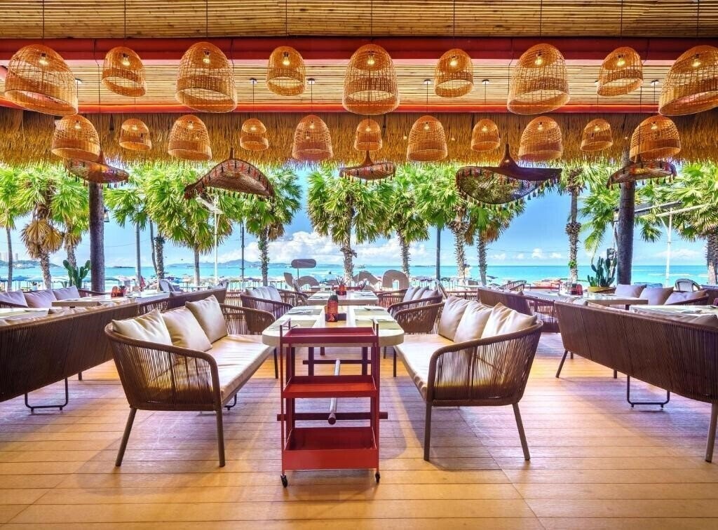 Территория A-One New Wing Hotel 4*