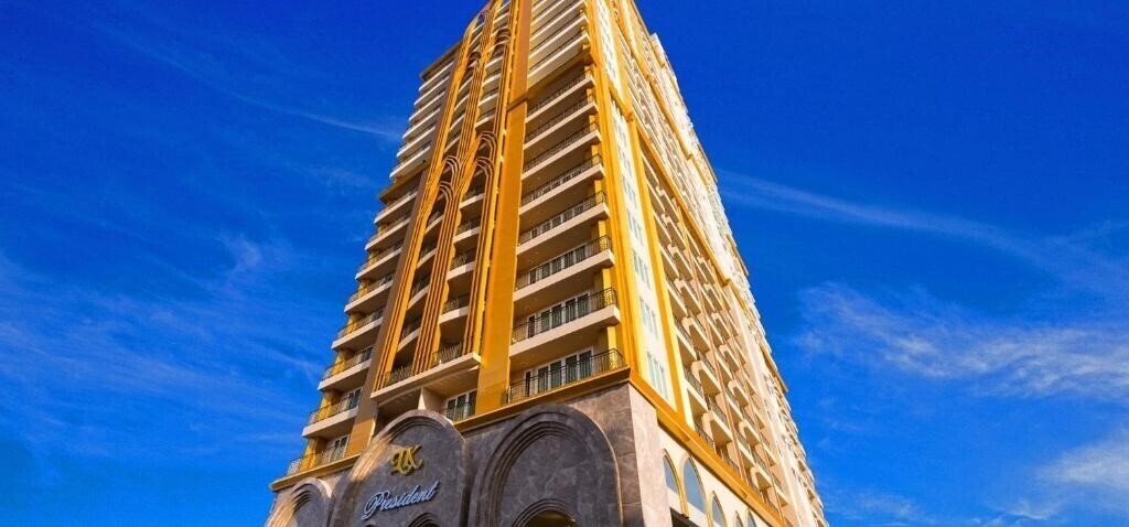 Отель Lk President 3*