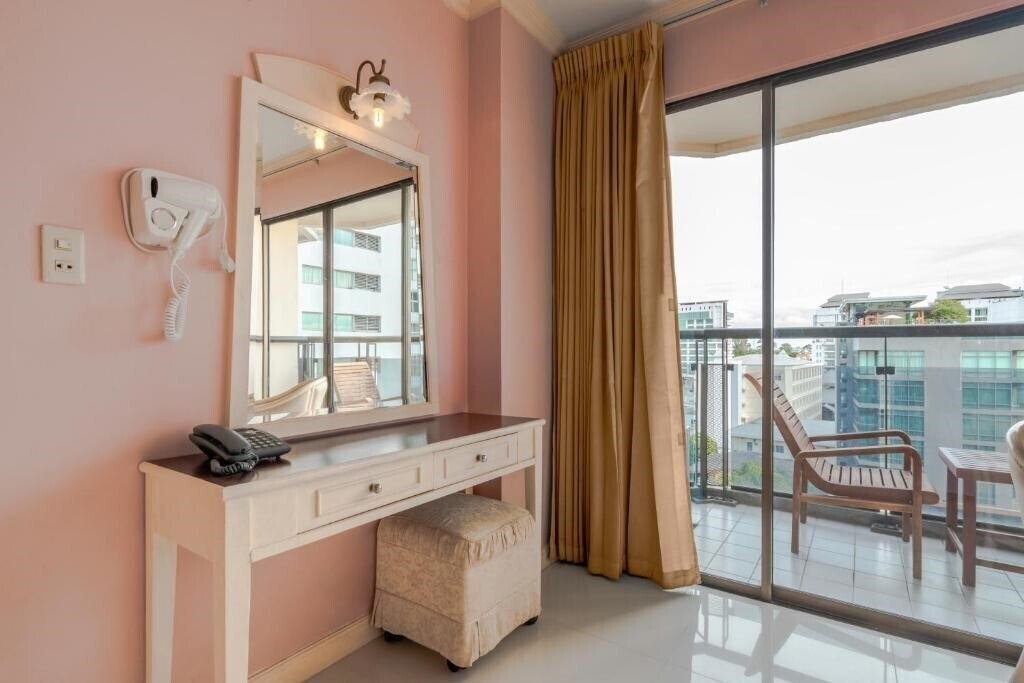 Фотография Mike Beach Resort 3*