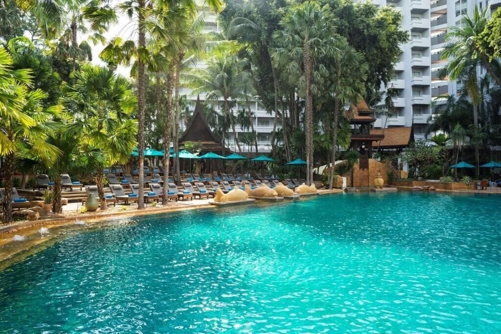 Территория The Pattaya Beach Resort 3*