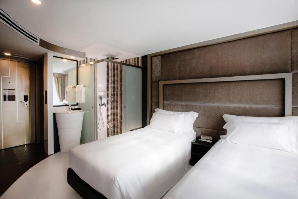 Панорама Centara Azure Hotel Pattaya 4*