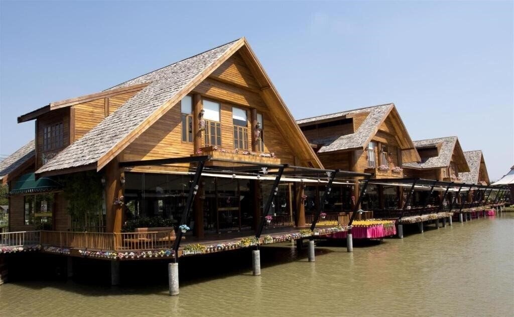 Изображение Lotus Land Resort 2*