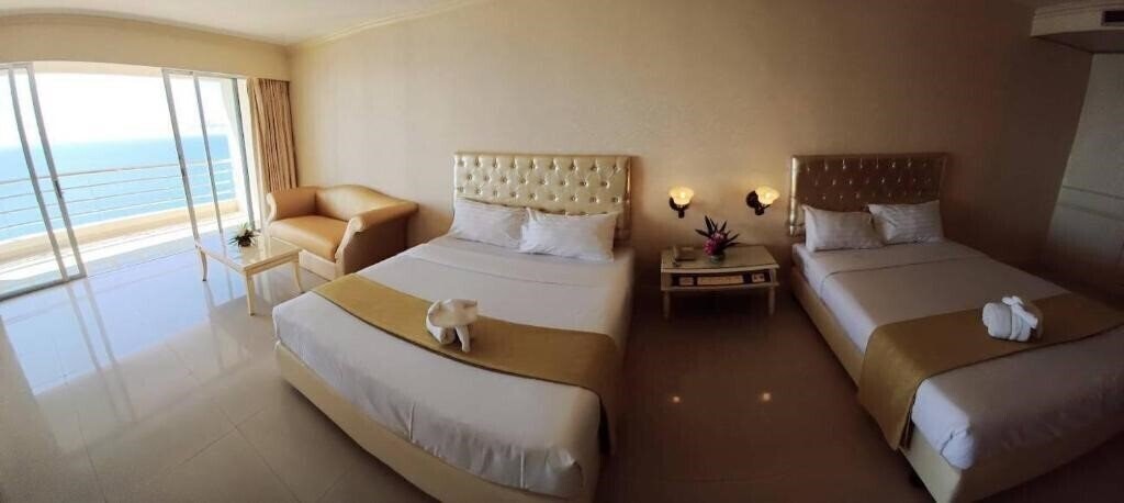 Вид Adriatic Palace Pattaya 4*