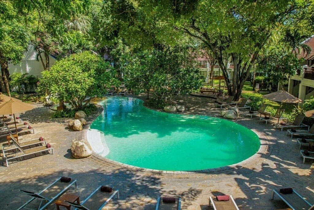 Апартаменты Woodlands Resort 4*