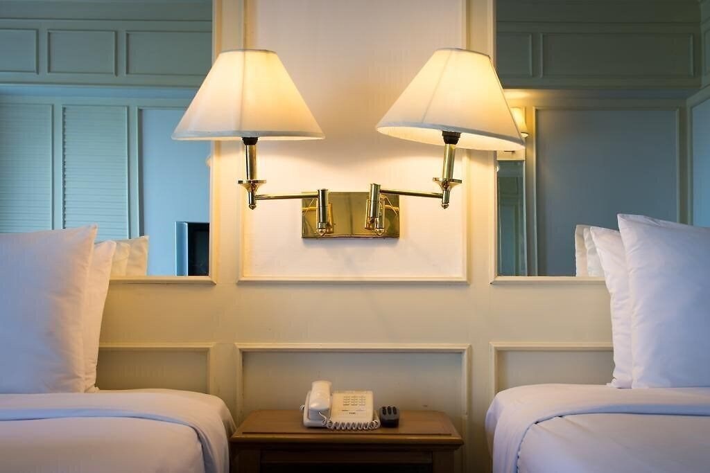 Апартаменти The Montien Hotel 4*