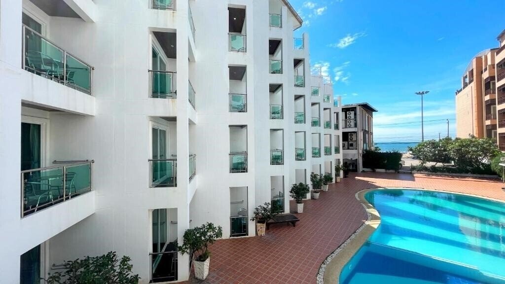 Изображение Dragon Beach Hotel Pattaya Main Wing 3*