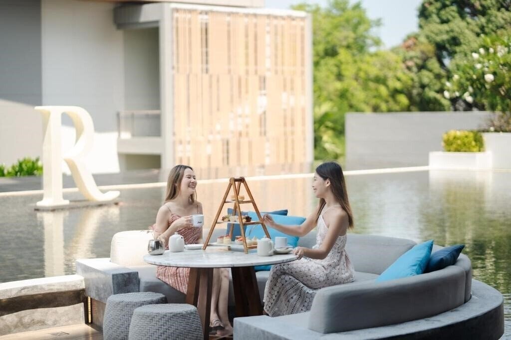 Фото Renaissance Pattaya Resort & SPA 5*