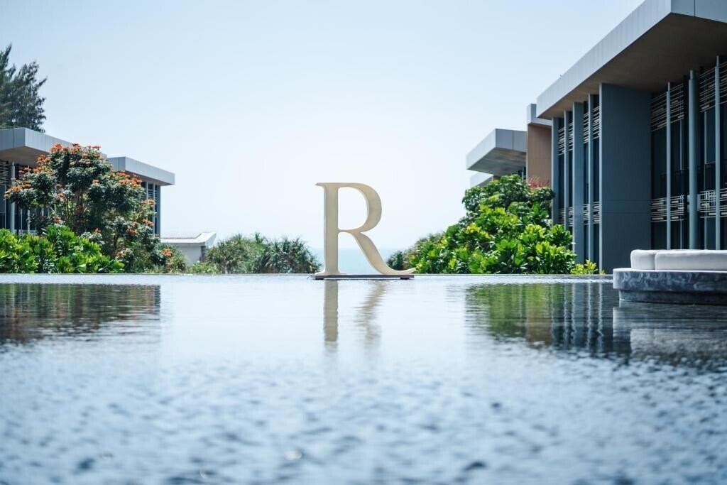 Вид Renaissance Pattaya Resort & SPA 5*