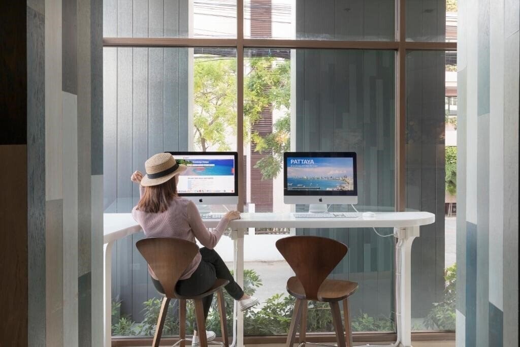 Вид Travelodge Pattaya 3*