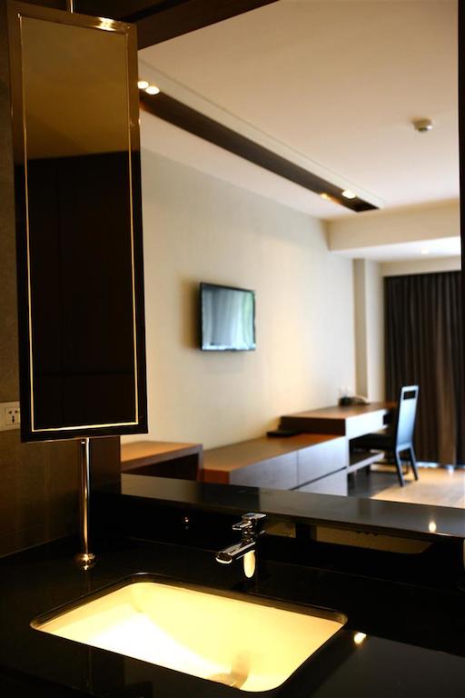 Панорама Season Five Hotel 4*