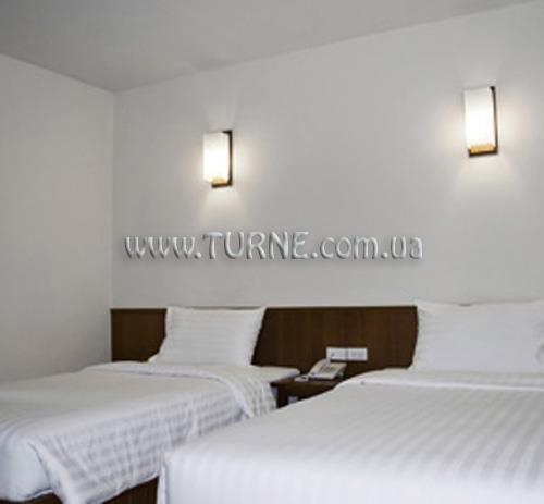 Зображення Chaiyaperuek Suites 3*