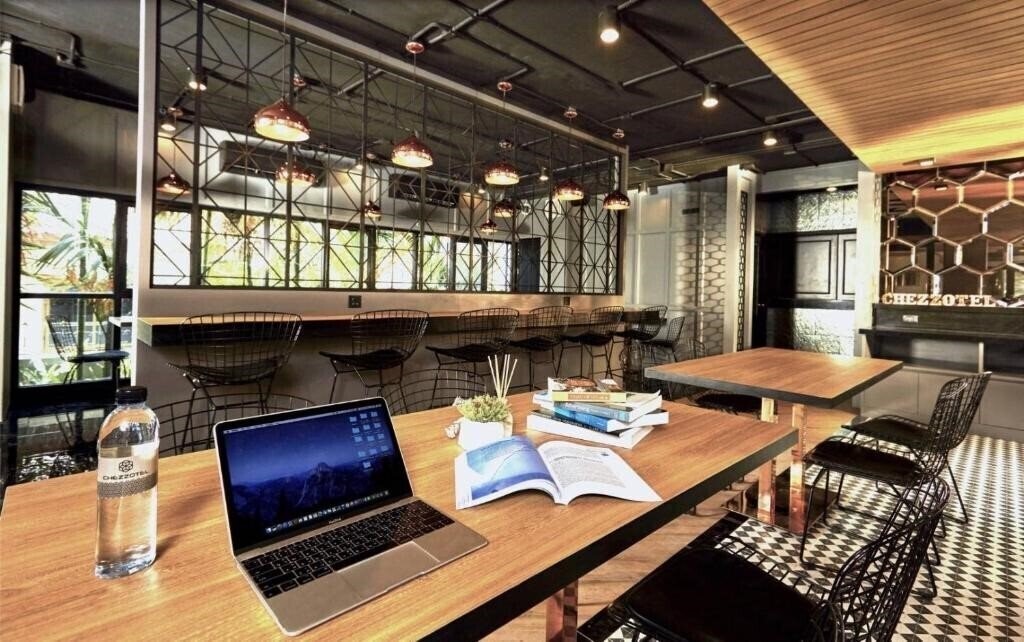 Вид Chezzotel Pattaya 4*