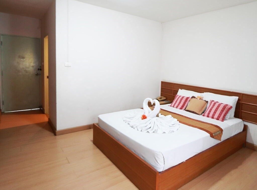 Апартаменты Michael Inn 2*