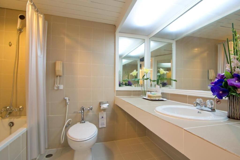 Территория Ambassador City Garden Wing 3*