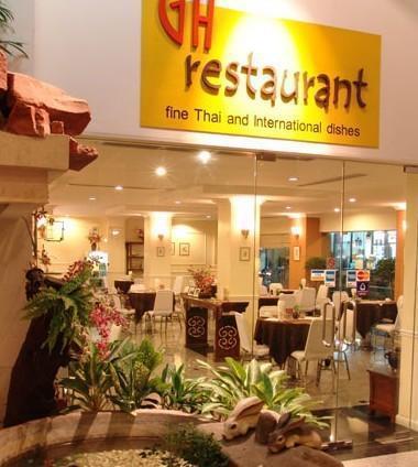 Территория Grand Hotel 3*