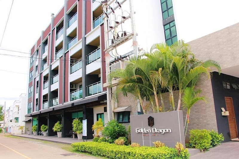 Фотографія Golden Dragon Beach Pattaya 4*