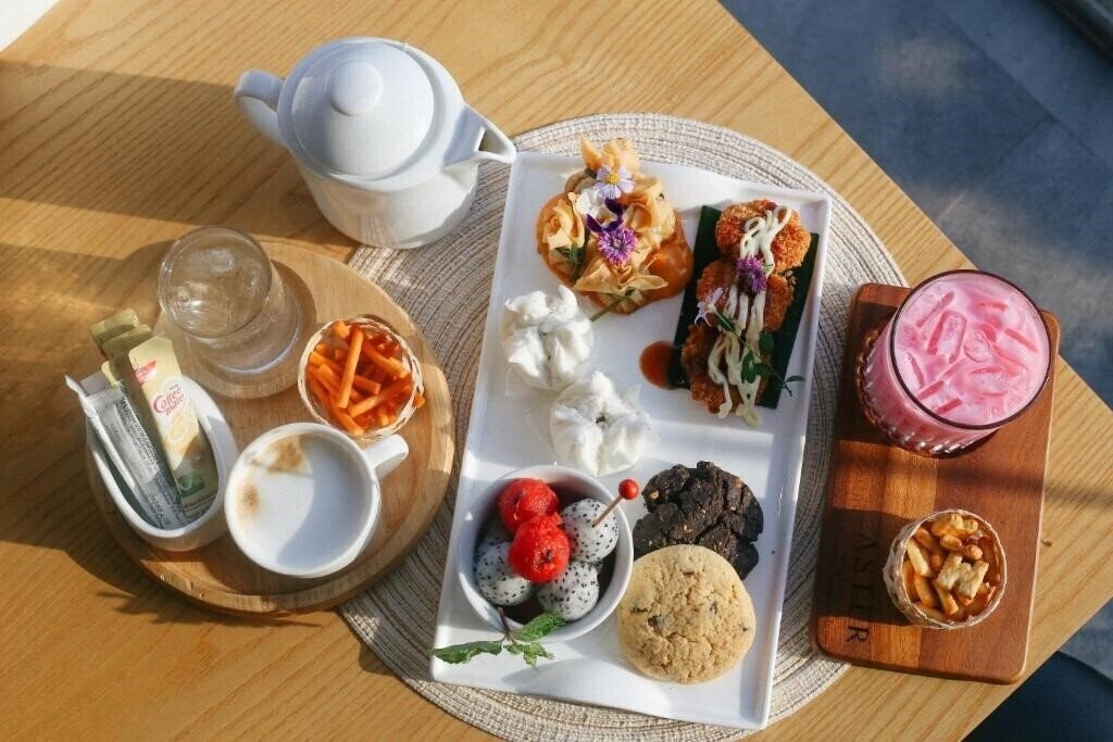 Панорама Aster Hotel & Residence 3*