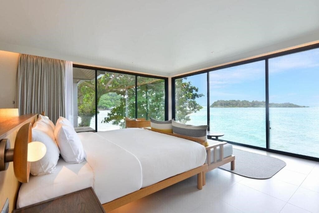 Отель Sylvan Koh Chang 5*