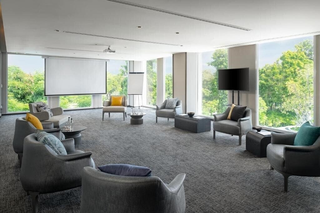 Вид Cross Pattaya Pratamnak 5*