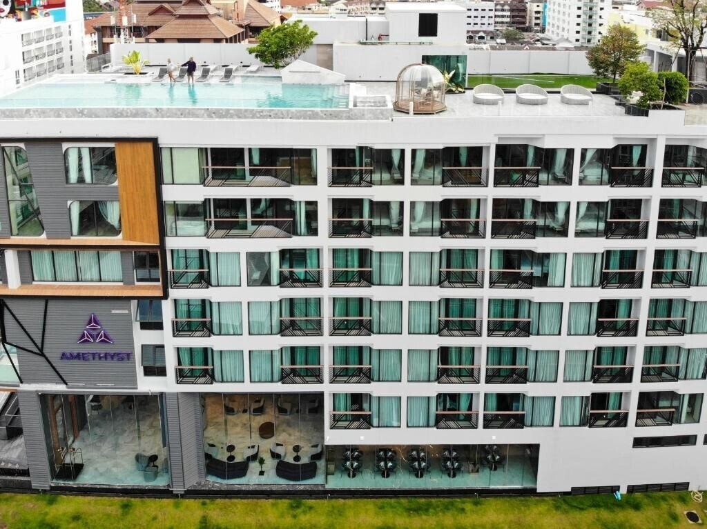 Территория Amethyst Hotel Pattaya 4*