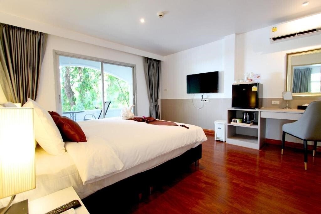 Апартаменты Pooh Beach Resort & Spa ***** 5*