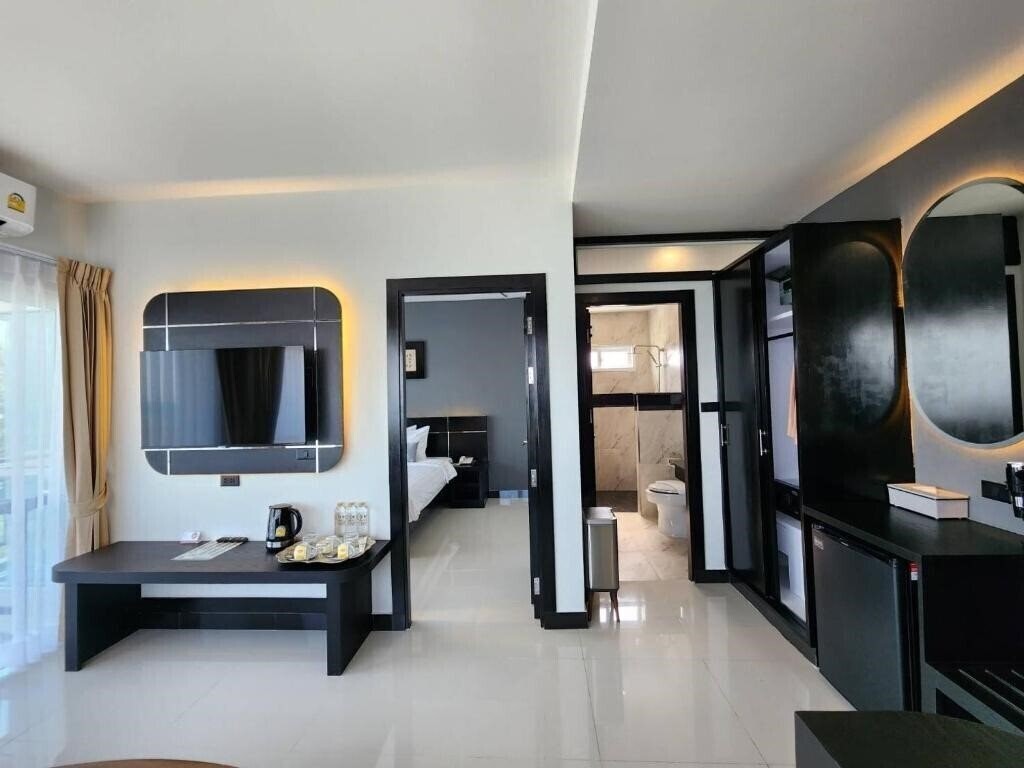 Вид Lhc Hotel & Resort 4*