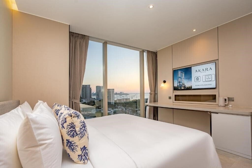 Панорама Akara Hotel Pattaya 5*