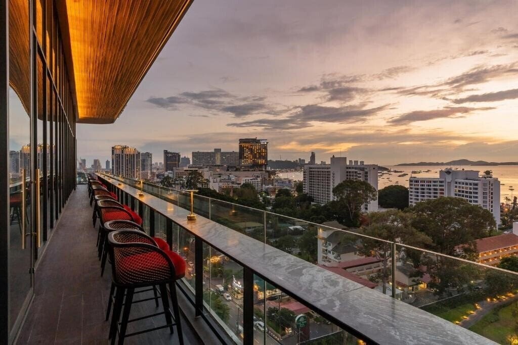 Вид Melia Pattaya Hotel 5*
