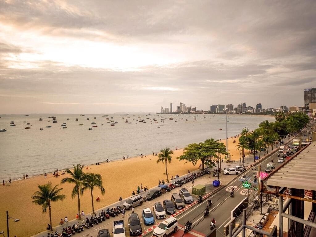 Вид Cloudotel Walking Street 3*