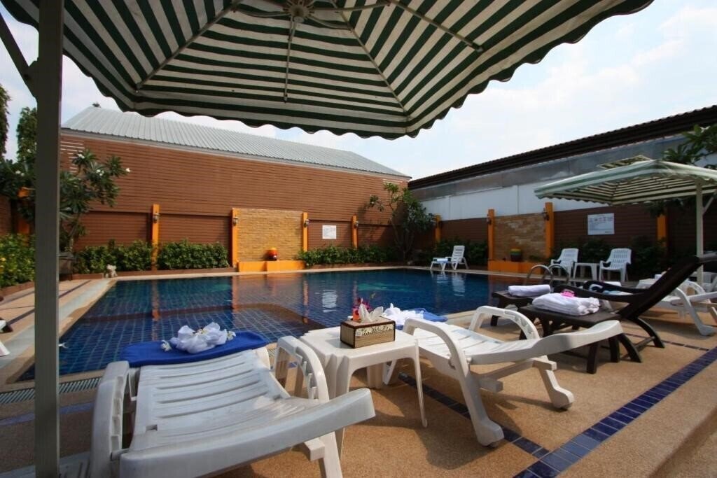 Территория Valhalla Pattaya Hotel 3*