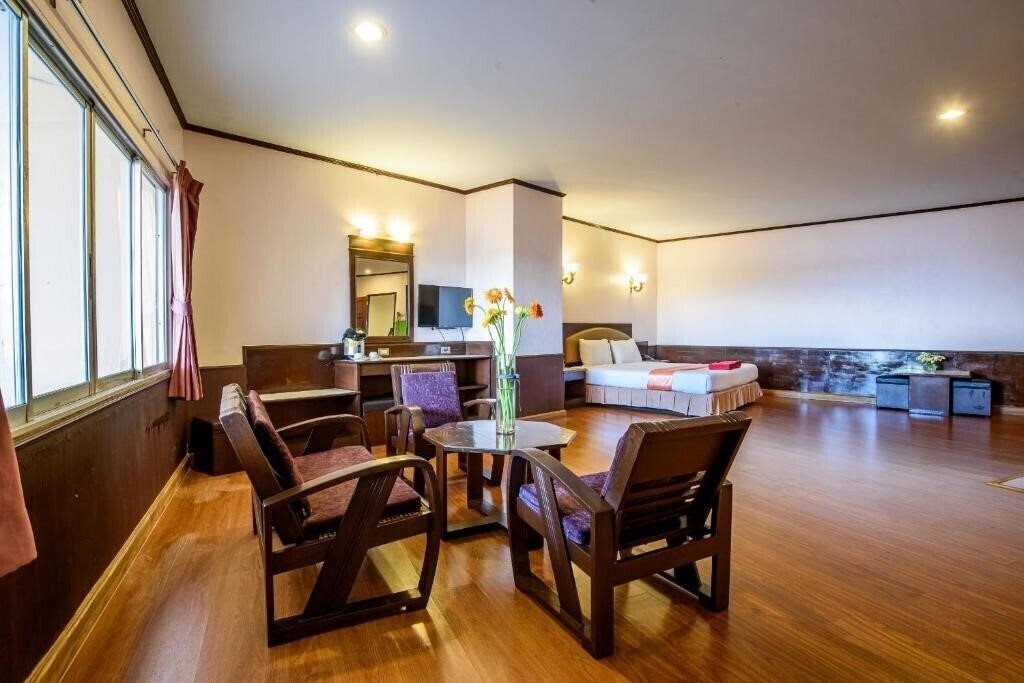 Изображение Marine Yensabai Hotel Pattaya 4*