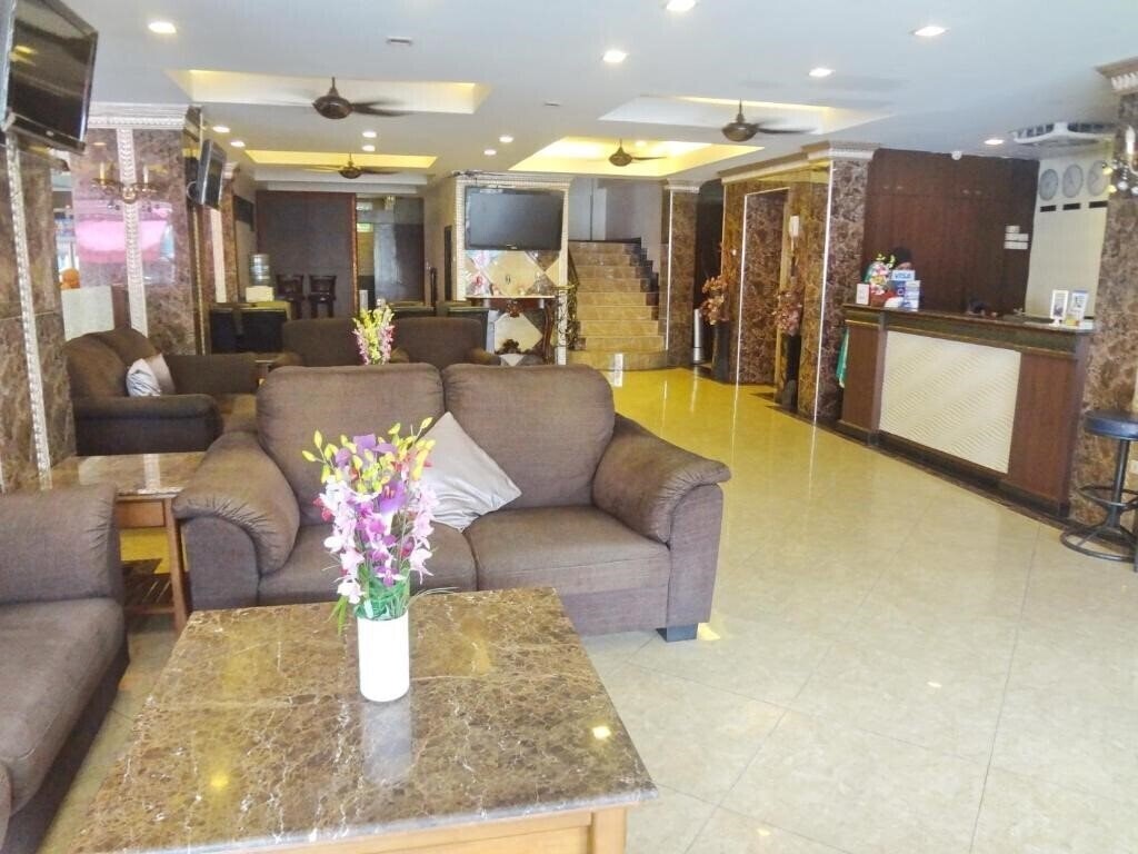 Фотография Maleez Lodge Hotel & Restaurant 3*