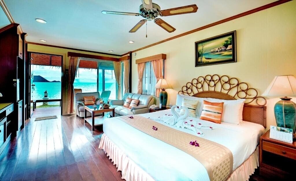 Фото Sunset Village 3*